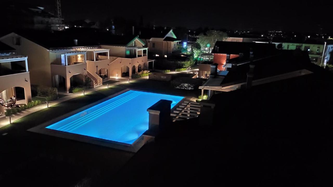 Vanilla Apartment Пескиера дел Гарда Екстериор снимка