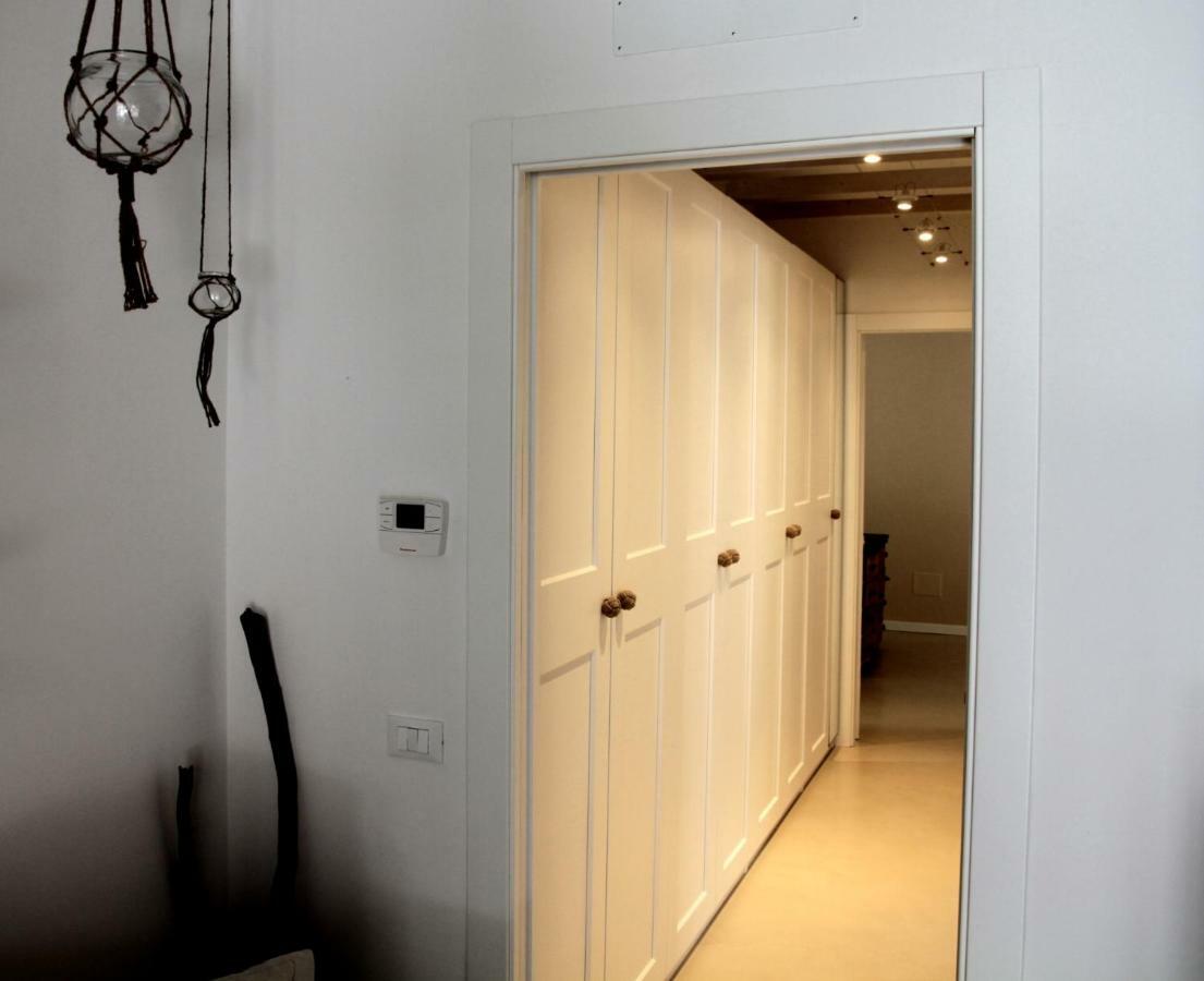 Vanilla Apartment Пескиера дел Гарда Екстериор снимка
